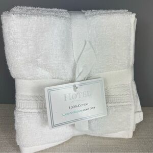 Hotel Brand Wash Cloth Set White 100% Cotton Spa Bath Luxury 4 Pc Set
